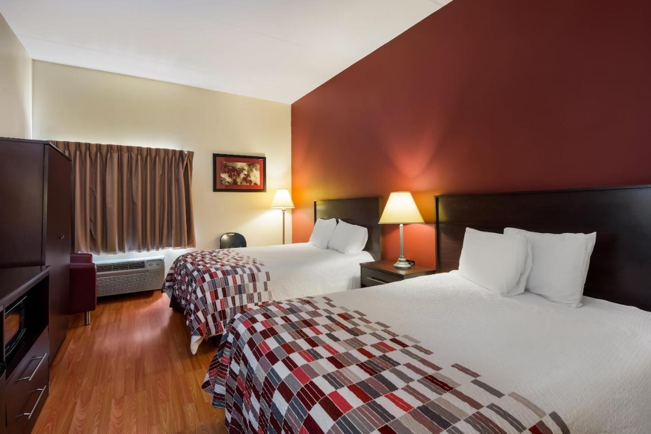 Red Roof Inn Hendersonville Exterior foto
